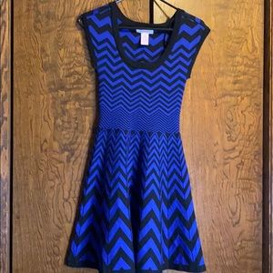 Short sleeve sweater skater dress